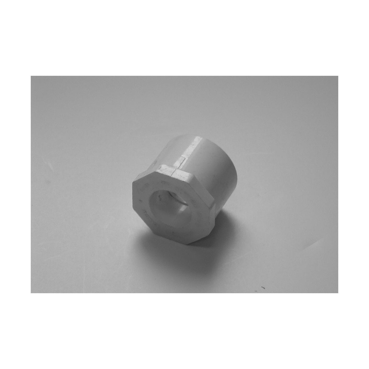 Reducer, Bushing, 2-1/2Sp X 2S : 10652
